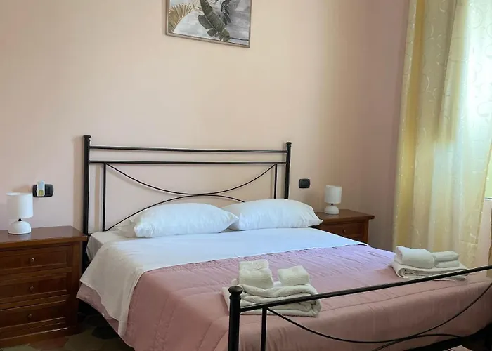 招待所 B&B Albergo Centrale Gioiosa Ionica 3*
